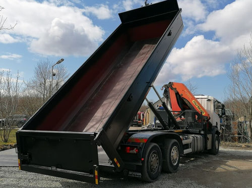 Traktormontierter Dumper - CLM series - Ecopress group - hydraulisch / mit Heckentladung / Rundkipper