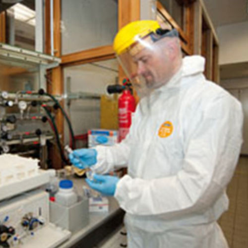 Overall Typ 5/6 - SECUTEX® PRO - ZVG - abriebfest / für die chemische Industrie / weiß