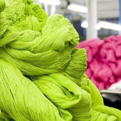 Farbiges Gewebe - Hosiery clips - Recycling Fibers - Fasergewebe / Industrie