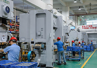 Titan-Prägen - CTT TECHNOLOGY (UK) LIMITED - Edelstahl / Aluminium / Kupfer