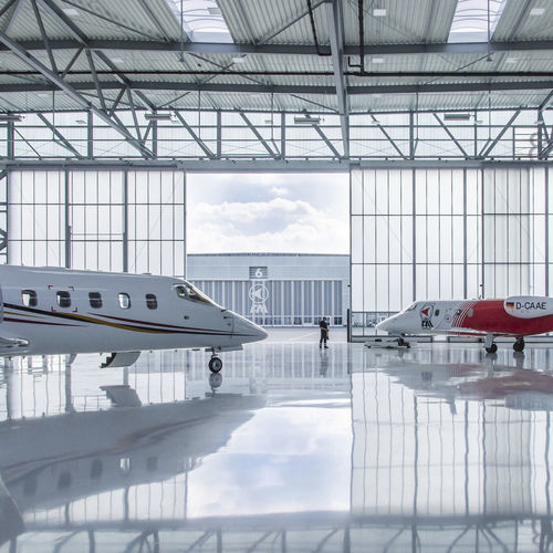 Hangartor - Butzbach GmbH Industrietore - Schiebe / Sektional / Edelstahl