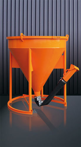 Konischer Betonkübel - 1017 series - Eichinger Equipement - mit Entladungsschlauch