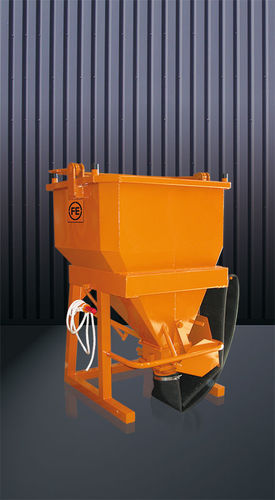 Achteckiger Betonkübel - 1033 series - Eichinger Equipement - mit Entladungsschlauch
