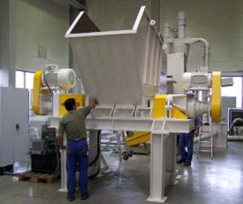 Primär-Schredder - ZRM series - NEUE HERBOLD Maschinen-u. Anlagenbau GmbH - Zweiwellen / für medizinische Produkte / für PET-Flaschen