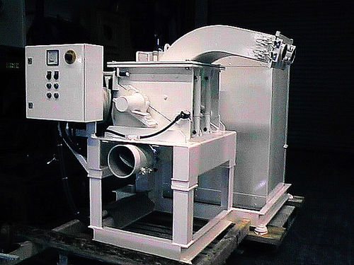 Mühle für Kunststoff - AD Series - NEUE HERBOLD Maschinen-u. Anlagenbau GmbH - Messer / für Produktionsabfall