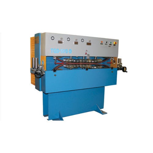 Extrusionsanlage für Kabel - Davis Standard Extrusion Systems - Rohr / für Thermoplaste / für Automobilanwendungen