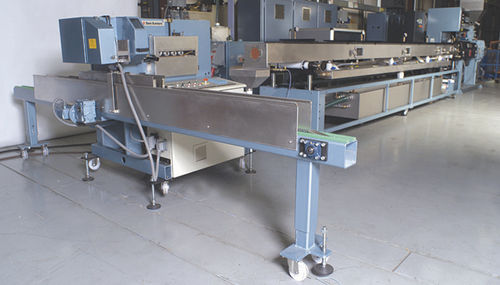 Extrusionsanlage / 6 Schichten - Davis Standard Extrusion Systems - Rohr / Profil / für PVC