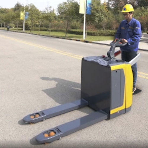 Elektrischer Hubwagen - XCC-PW20/XCC-P20 - XCMG - mit Fahrerstandplatz / Transport / für Lagerhallen