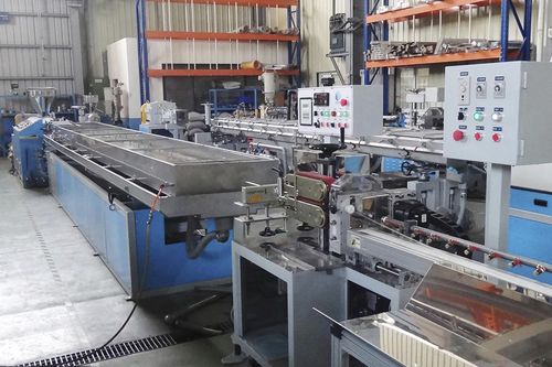 Extrusionsanlage für die Medizintechnik - Everplast Machinery Co., Ltd. - Rohr / für PVC / für PP