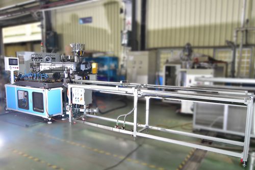 Extrusionsanlage für die Medizintechnik - Everplast Machinery Co., Ltd. - Rohr / für PVC / für PP