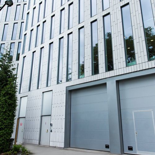 Sektionaltor - OH1042P - ASSA ABLOY Entrance Systems - Fußgänger / Edelstahl / Aluminium