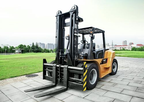 Diesel-Gabelstapler - SCPE100 - SANY - Sitz / für Materialumschlag / 4 Räder
