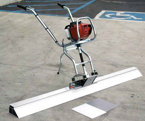 Benzinbetriebener Vibrationsbohle - DSGPULW - Multiquip, Inc.