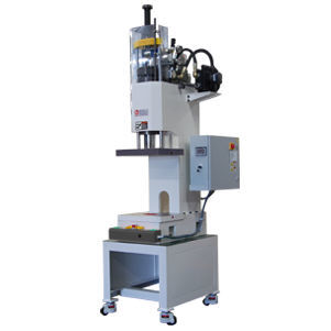 Hydraulische Presse - DHS series - Beckwood Press - Montage / Kolben / Einständer