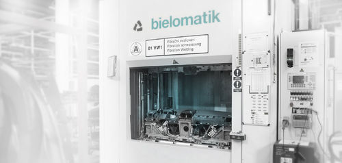 Vibrationsschweißmaschine - bielomatik GmbH - Infrarot / servogesteuert / freistehend