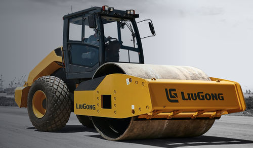 Einzylinder-Walze - 6612E - Liugong Construction Machinery N.A., LLC