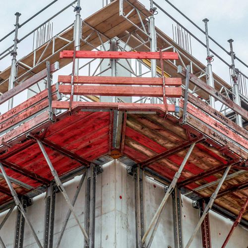 Arbeitsplattform - KAB - MEVA Schalungs-Systeme - Montage / Lager / hängend
