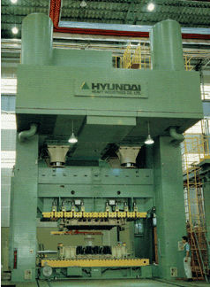 Tryout-Presse - Hyundai Heavy Industries-Robotics System