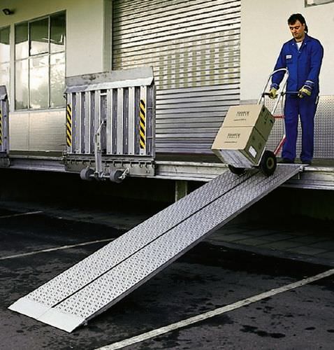 Laderampe für Nutzfahrzeuge - AOS series - ALTEC - für Baumaschinen / für Motorräder / für Wagen