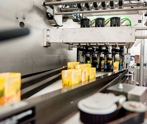 Horizontale Schrumpffolienverpackungsmaschine - CM/HHS - meurer Verpackungssysteme GmbH - vollautomatisch / für Schrumpffolienverpackung / mit hoher Drehzahl