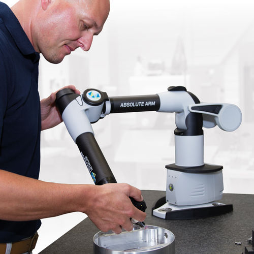 Tragbarer 3D-Messarm - Compact - HEXAGON MANUFACTURING INTELLIGENCE - 6-Achs / Laserscanner / mit Gelenk