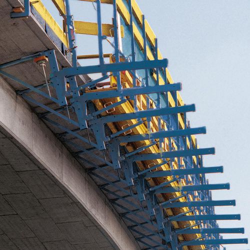 Modulschalung - T - DOKA - Leichtbau / Brücken / Träger