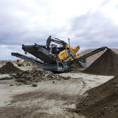 Siebanlage zur industriellen Anwendung - RM HS5000M - RUBBLE MASTER HMH - für Recyclingprodukte / mobil / für Schüttgut