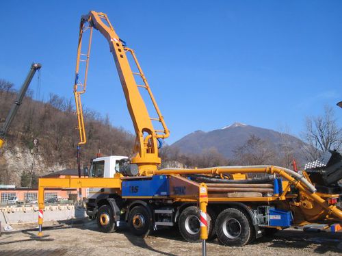Autobetonpumpe für Baustelle - 130 - 184 m³/h, max. 37.35 m | ZENITH 5Z38 - SERMAC S.p.A.