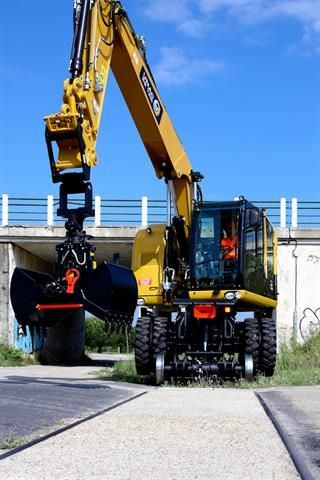 Mittelgroßer Bagger - 22TRR  - UNAC - mit Gummireifen / Tier 3 / für Baustellen