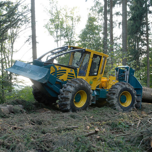 Skidder für Forstwirtschaft - HSM 805 S - HSM - Hohenloher Spezial-Maschinenbau GmbH & Co. K - mit Greifer