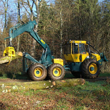 Skidder für Forstwirtschaft - HSM 904Z 6WD - HSM - Hohenloher Spezial-Maschinenbau GmbH & Co. K - mit Greifer
