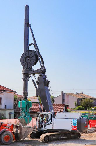 Bohrgerät für Schlitzwände - KRC 2 - C400XP - CASAGRANDE - Foundation Division - auf Raupen / drehbar / hydraulisch