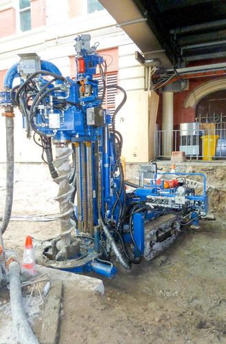 Mobiles Bohrgerät - HBR 203 D/E - HÜTTE Bohrtechnik - auf Raupen / drehbar / hydraulisch