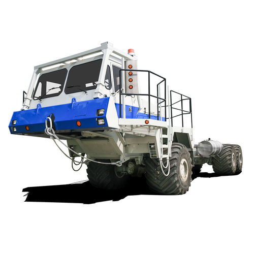 LKW für Treibstofftransport - Commander C - Foremost Industries LP - 3-Achsen / Offroader