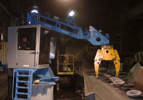 Manipulator mit Haken - max. 20 t - Clansman Dynamics - für Gittermastkräne / mit Gelenk / für die Gießerei-Industrie