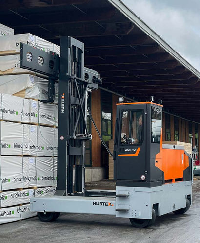 Elektrischer Seitenstapler - 2832 - HUBTEX - Sitz / für Materialumschlag / für den Innenbereich