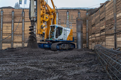 Multifunktions-Bohrgerät - BG 23 H BT 75 - BAUER Maschinen GmbH - drehbar / für Baustellen