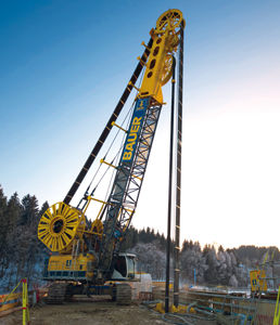 Kran auf Raupen - MC 96 - BAUER Maschinen GmbH - elektrisch