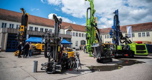 Bohrgerät für Verbindungsverankerung - KLEMM KR 702-3 - BAUER Maschinen GmbH - geotechnische / Stabilisierung / Multifunktion