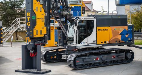 Vibrorammer - BAUER Maschinen GmbH - hydraulisch / für Spundwand