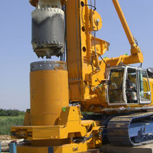 Hydraulischer Verrohrungsmaschine - BV series  - BAUER Maschinen GmbH