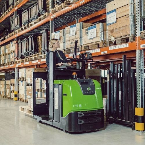 Elektrischer Kommissionierstapler - O110 series - CESAB - für Lagerhallen / mobil / Hochgeschwindigkeit