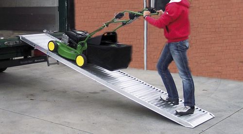 Laderampe - 1 470 -  4 000 mm, 300 - 1 000 kg - C.L.M