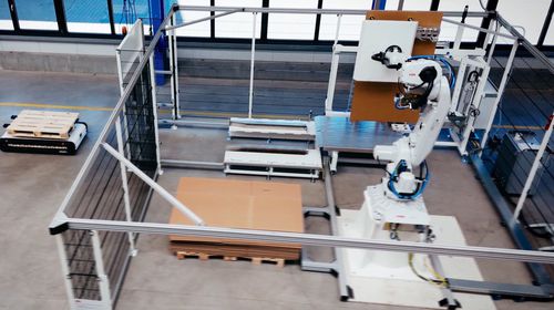 Knickarmroboter - B&B Verpackungstechnik GmbH - Verpackung / als Pack