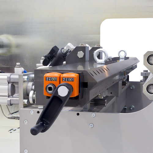 Schmelzklebstoff-Auftragskopf - Focke Meler Gluing Solutions, S.A - kontinuierlich / schwenkbar