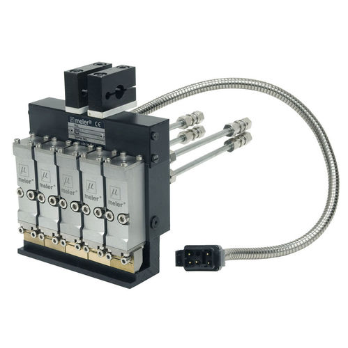 Raupenauftragskopf - Focke Meler Gluing Solutions, S.A - Schmelzklebstoff