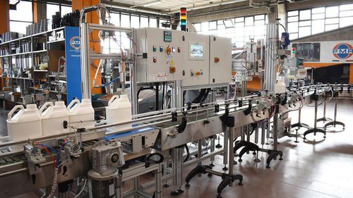 Abfüll- und Etikettiermaschine / für Farben und Tuschen - RT1U - PMR System Group - automatisch / Inline / für Pflanzenschutzmittel