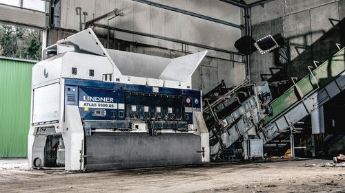 Primär-Schredder - Atlas 5500 AS - Lindner Recyclingtech GmbH - Zweiwellen / Fest- und Schüttabfall / für Kunststoffabfall