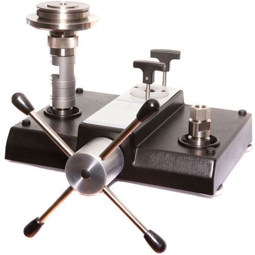 Hydraulischer Kolbenmanometer - CPB3800 - WIKA Alexander Wiegand SE & Co. KG