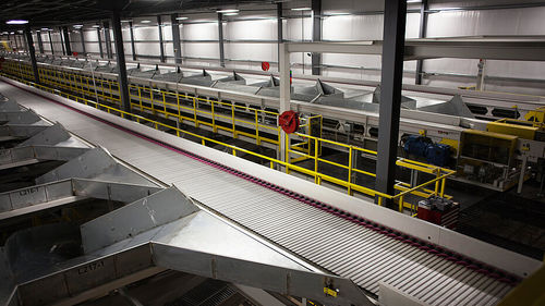 Automatisierte Sortieranlage - TRI-SORT SDX+P™ - Fives Cinetic SAS - für Karton / für Päckchen / Umschlag
